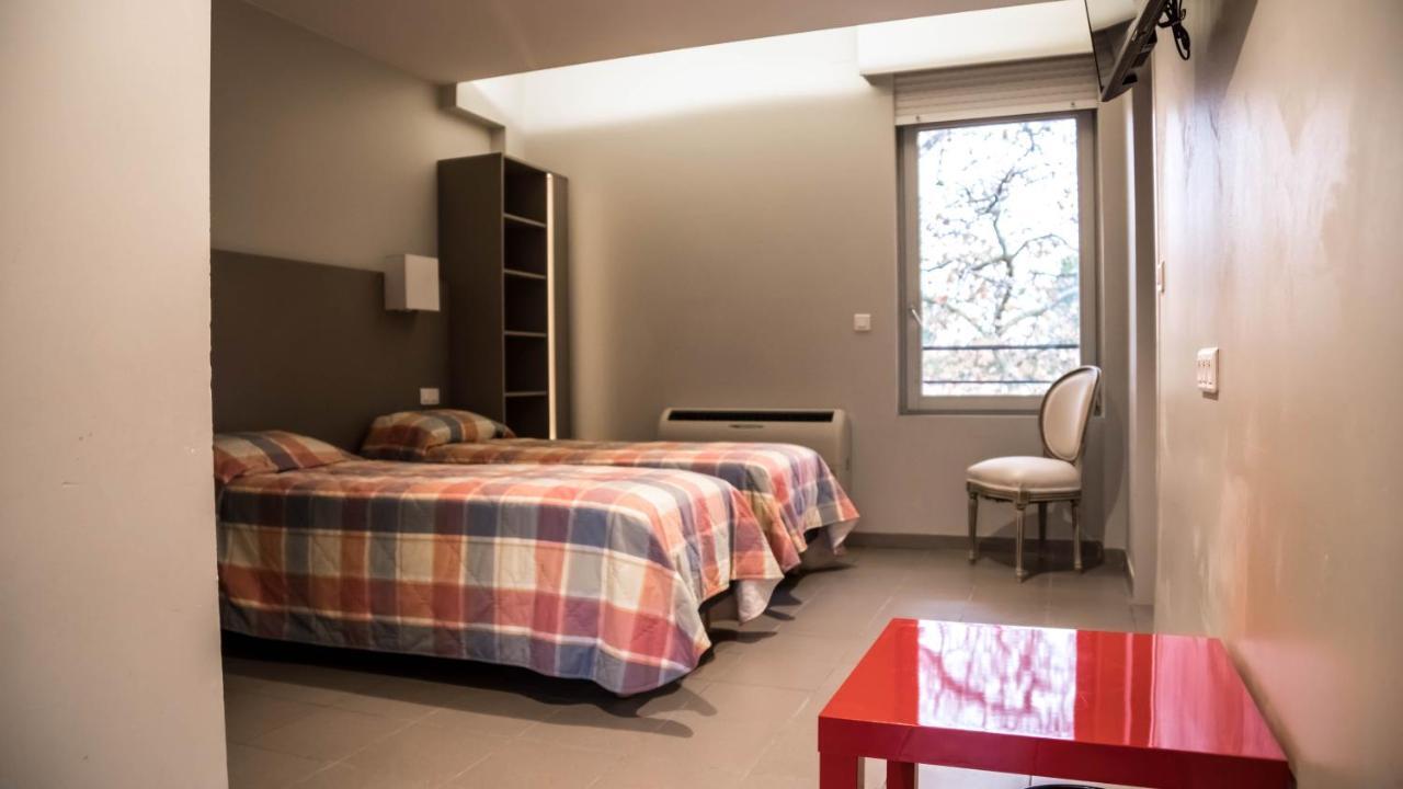 Hotel Du Canal Castelnaudary Værelse billede
